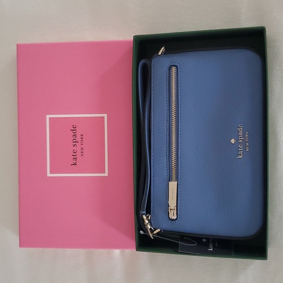NWT kate spade convertible wristlet - Picture 7 of 7